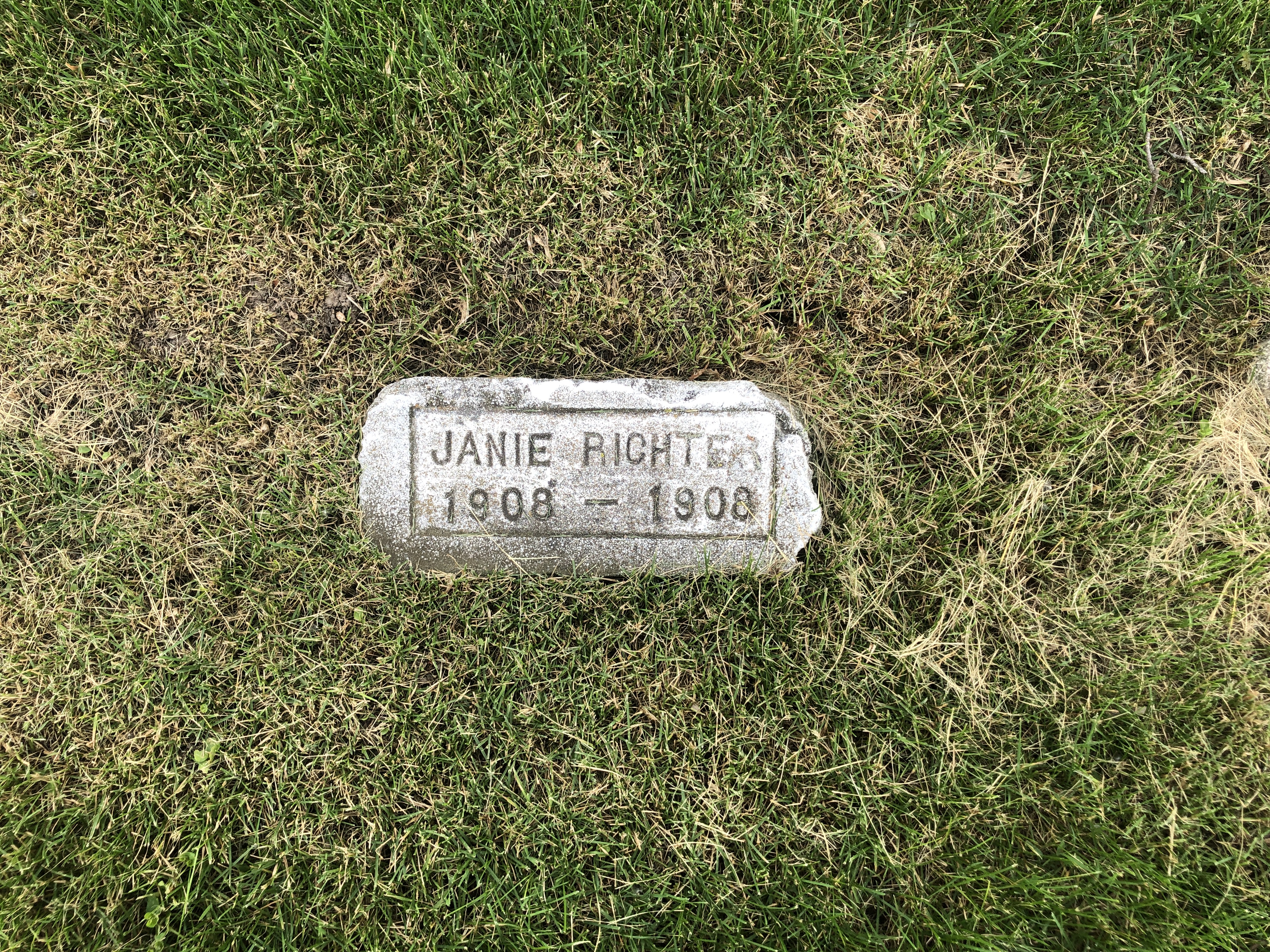 Janie Richter Headstone